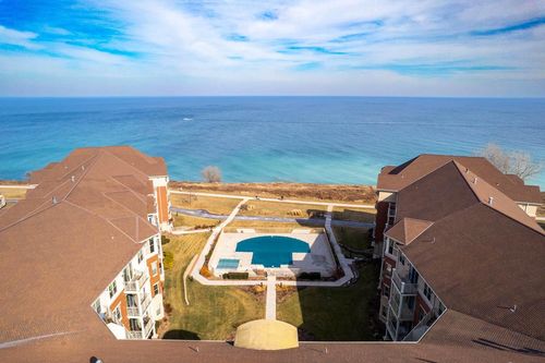 458-4120 S Lake Drive, Saint Francis, WI, 53235 | Card Image