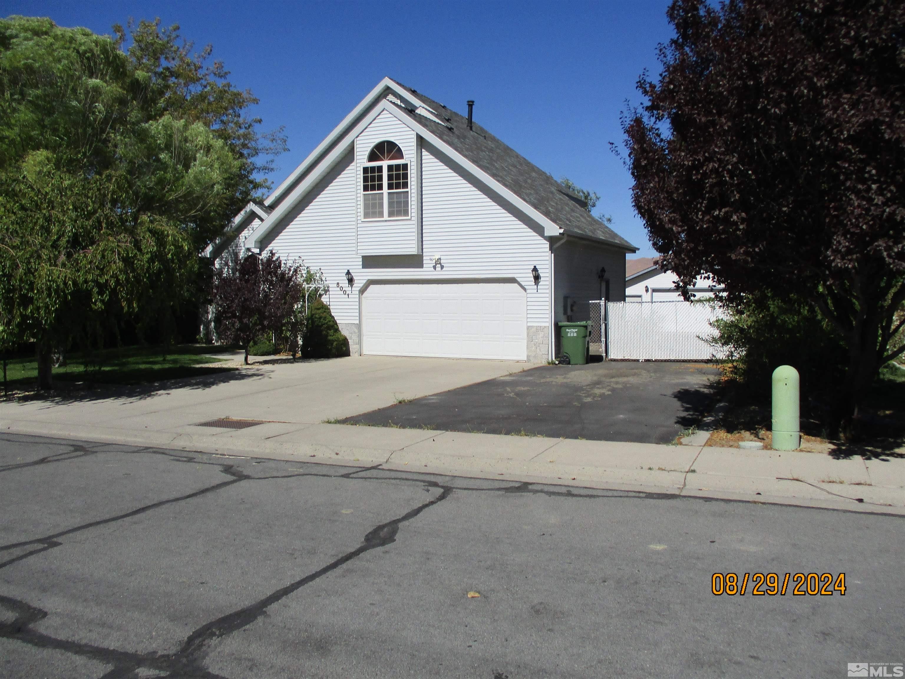 Adelaide Ct, Winnemucca, NV 89445