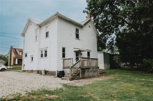 2-926 Oak St, Indiana, PA, 15701-1742 | Card Image