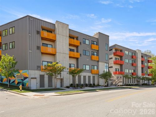 213-68 Craven St, Asheville, NC, 28806-4608 | Card Image