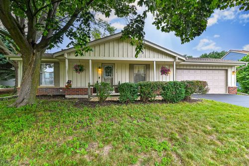 530 W Point Ln, Caledonia, WI, 53402-2594 | Card Image