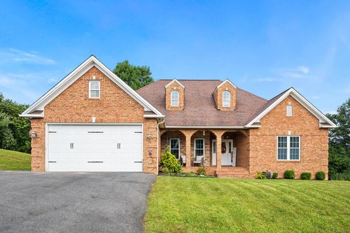 200 Sunrise Dr, Richlands, VA, 24641-3621 | Card Image
