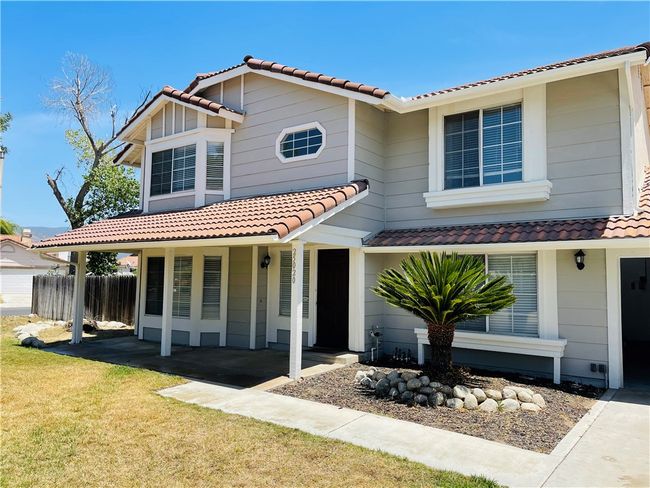 25020 Jutland Dr, House other with 3 bedrooms, 3 bathrooms and 2 parking in Hemet CA | Image 4