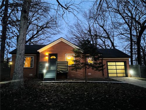 310 Nw J St, Bentonville, AR, 72712-5052 | Card Image