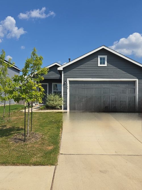 162 Gabbro Gdns, Maxwell, TX, 78656-2020 | Card Image