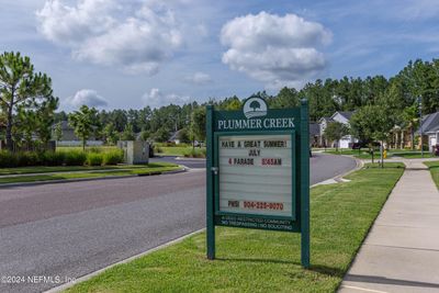 82117 Hooded Warbler Court, House other with 4 bedrooms, 2 bathrooms and null parking in Yulee FL | Image 3