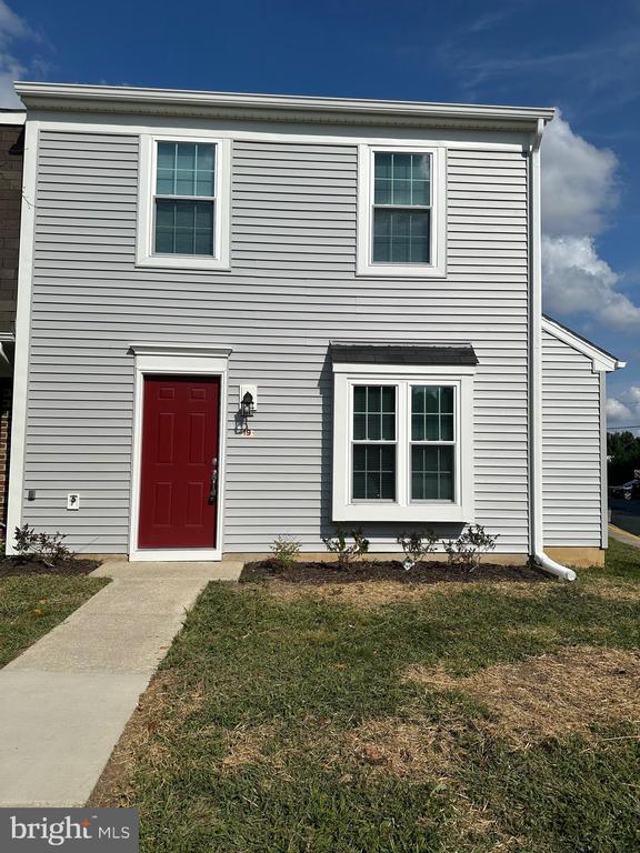 Heather Ln, Indian Head, MD 20640