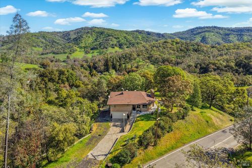 188 Country Club Lane, Napa, CA, 94558 | Card Image