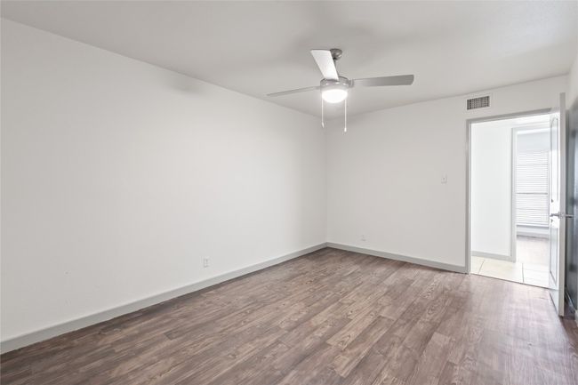 APT-108 - 1301 W Ben White Blvd, Condo with 2 bedrooms, 1 bathrooms and 1 parking in Austin TX | Image 16