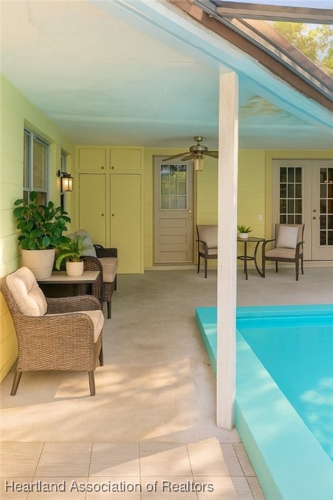 1009 Taseschee Dr, House other with 4 bedrooms, 2 bathrooms and null parking in SEBRING FL | Image 8