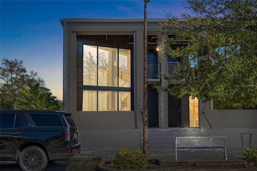 213 N 12th St, TAMPA, FL, 33602-3603 | Card Image