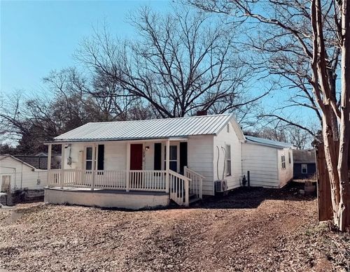 109 South St, dallas, GA, 30132-4142 | Card Image