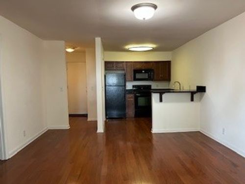 apt-c4-801 Inverness Ave, Nashville, TN, 37204-2737 | Card Image