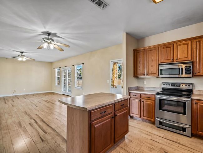 50 Belle Forbes Ln, House other with 3 bedrooms, 3 bathrooms and null parking in CRAWFORDVILLE FL | Image 12
