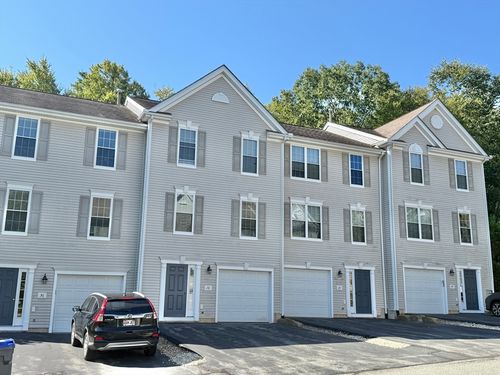 28-28 Daffodil Ct, South Grafton, MA, 01560-1253 | Card Image