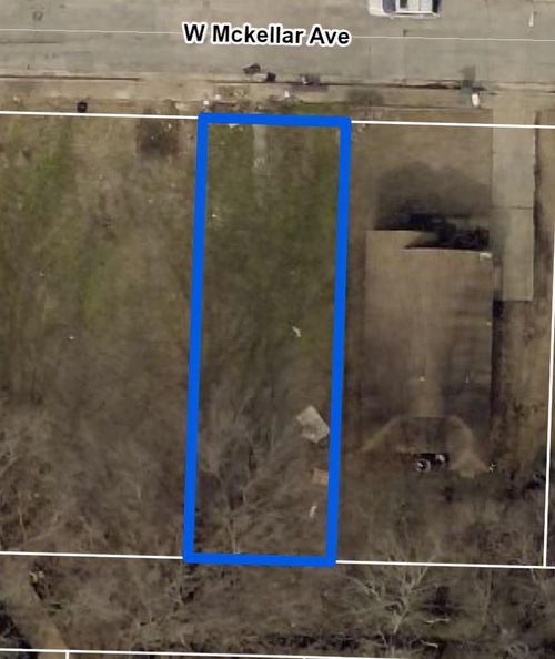 135 W Mckellar Ave, Memphis, TN, 38109-2224 | Card Image