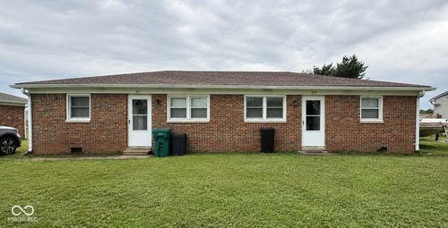 439-437-439 Duo Dr, Martinsville, IN, 46151-3126 | Card Image