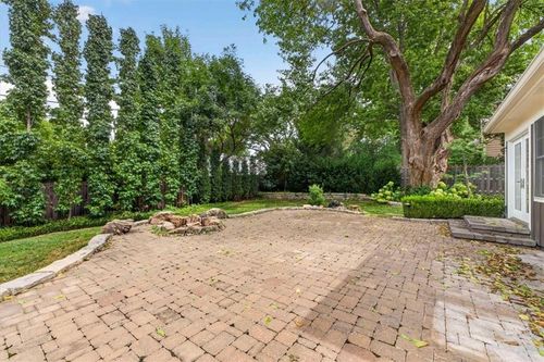 2800 W 68th St, Mission Hills, KS, 66208-2127 | Card Image