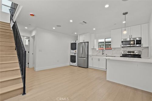 322 Leslie Way, Highland Park, CA, 90042-4813 | Card Image