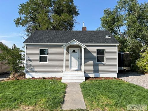 339 Gladstone St, Idaho Falls, ID, 83401-2512 | Card Image