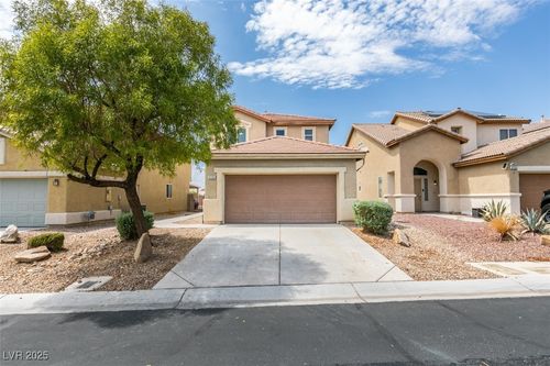 3735 Kit Fox St, Las Vegas, NV, 89122-3619 | Card Image