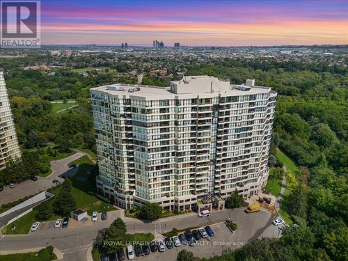 1006-5 Rowntree Road, Toronto (Mount Olive-Silverstone-Jamestown), ON, M9V5G9 | Card Image