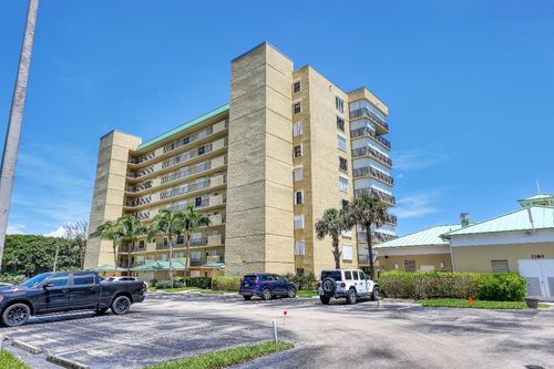 215-7370 S Ocean Dr, Jensen Beach, FL, 34957-2033 | Card Image