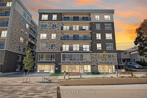 a207-275 Larch St, Waterloo, ON, N2L3R2 | Card Image