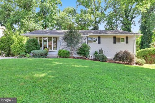 6313 Tone Dr, BETHESDA, MD, 20817-5813 | Card Image