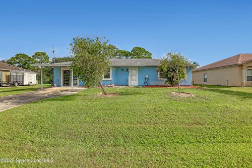 561 Belvedere Rd Nw, PALM BAY, FL, 32907-2812 | Card Image