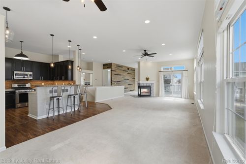 1197 Hudson Dr, Howell, MI, 48843-6837 | Card Image