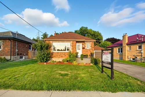 55 Liberty St S, Bowmanville, ON, L1C2N6 | Card Image