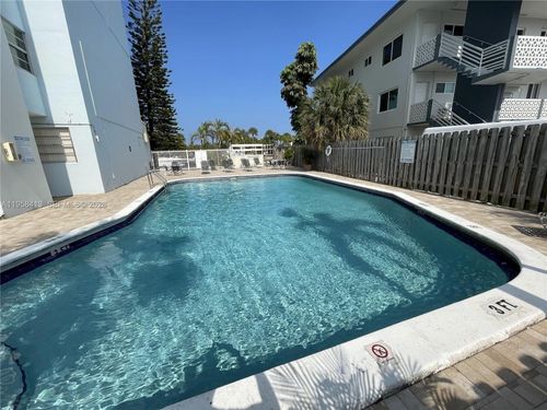 apt-603-13155 Ixora Ct, North Miami, FL, 33181-2369 | Card Image