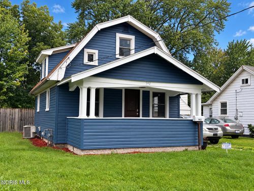 942 Cresceus Rd, Oregon, OH, 43616-3121 | Card Image