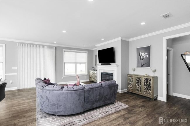 17 Landmark Rd, House other with 2 bedrooms, 3 bathrooms and null parking in Jamesburg NJ | Image 6