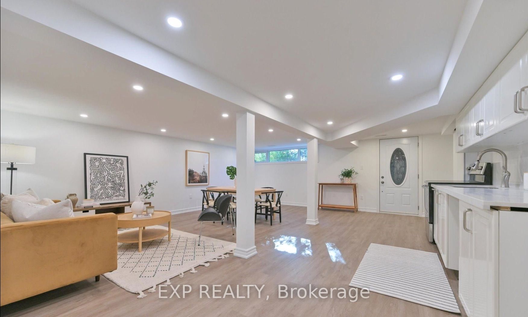 Residential Lease in Richmond Hill 5
