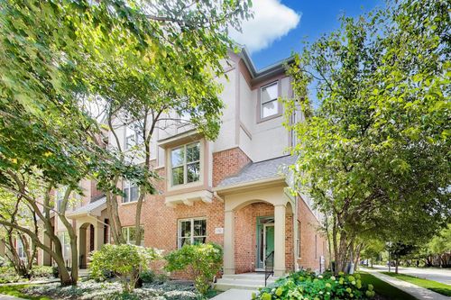 1762 Tudor Ln, Northbrook, IL, 60062-3764 | Card Image