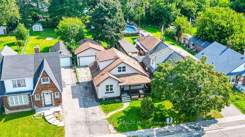 187 Park Rd S, Oshawa, ON, L1J4H1 | Card Image