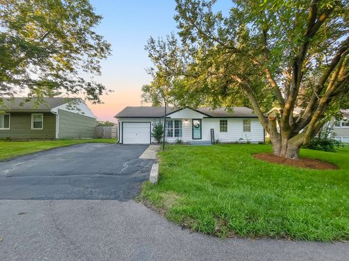 3208 Sunrise View St, McHenry, IL, 60050-8261 | Card Image