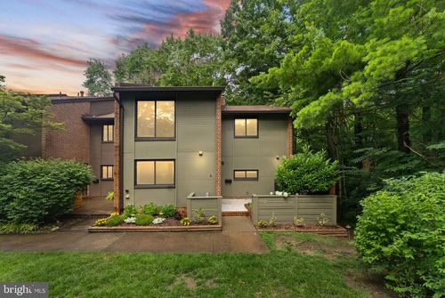 11639 Hunters Green Ct, RESTON, VA, 20191-3520 | Card Image