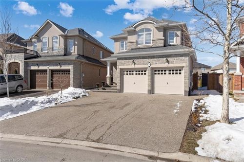139 Vinton Road, Ancaster, ON, L9K0G7 | Card Image