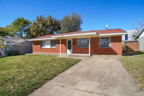 2537 Vickie St, Mesquite, TX, 75149-1249 | Card Image