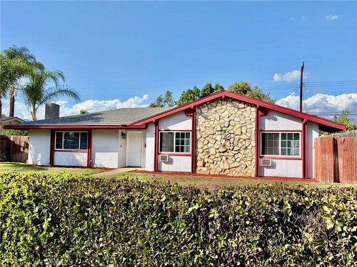 917 Cypress, San Dimas, CA, 91773 | Card Image