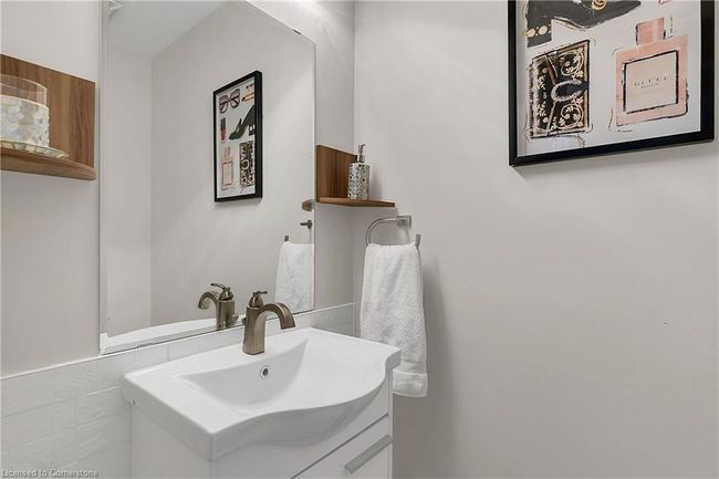 54 Potters Way, House other with 4 bedrooms, 3 bathrooms and 4 parking in Woodstock ON | Image 9