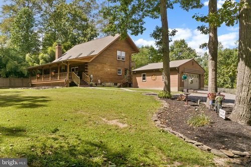 717 Monmouth Rd, CHESTERFIELD, NJ, 08515-2417 | Card Image