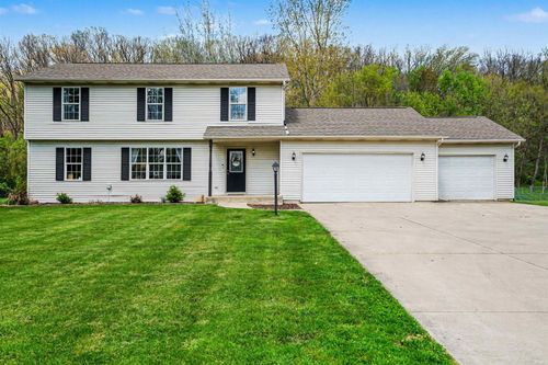 15237 County Road 44, Goshen, IN, 46528-8593 | Card Image