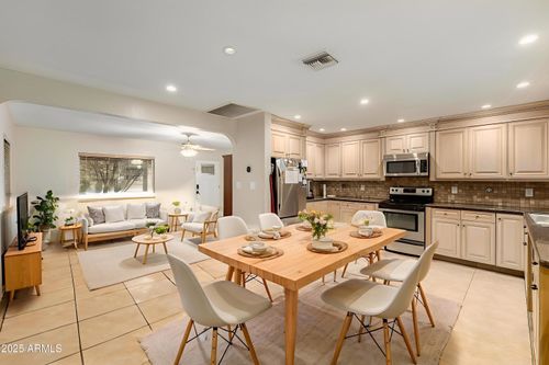 6842 N 10th Pl, Phoenix, AZ, 85014-1020 | Card Image