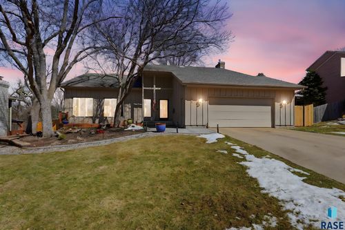 308 E Aspen Dr Drive, Sioux Falls, SD, 57105 | Card Image