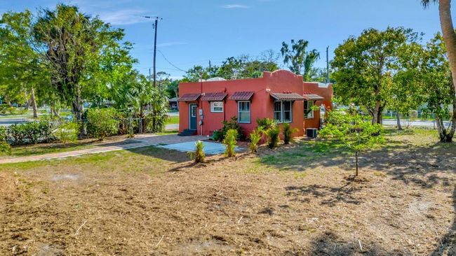 2002 Central Ave, House other with 2 bedrooms, 1 bathrooms and null parking in Sarasota FL | Image 49