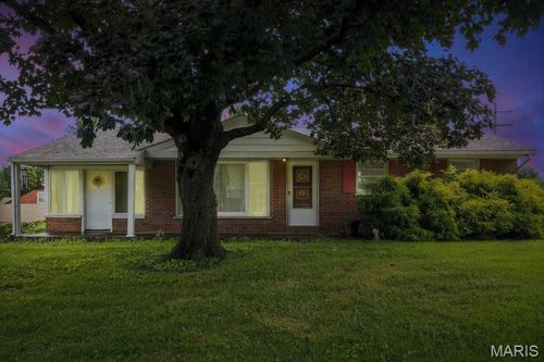 4140 Fee Fee Rd, Bridgeton, MO, 63044-2238 | Card Image